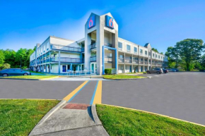 Отель Motel 6 Virginia Beach  Вирджиния Бич